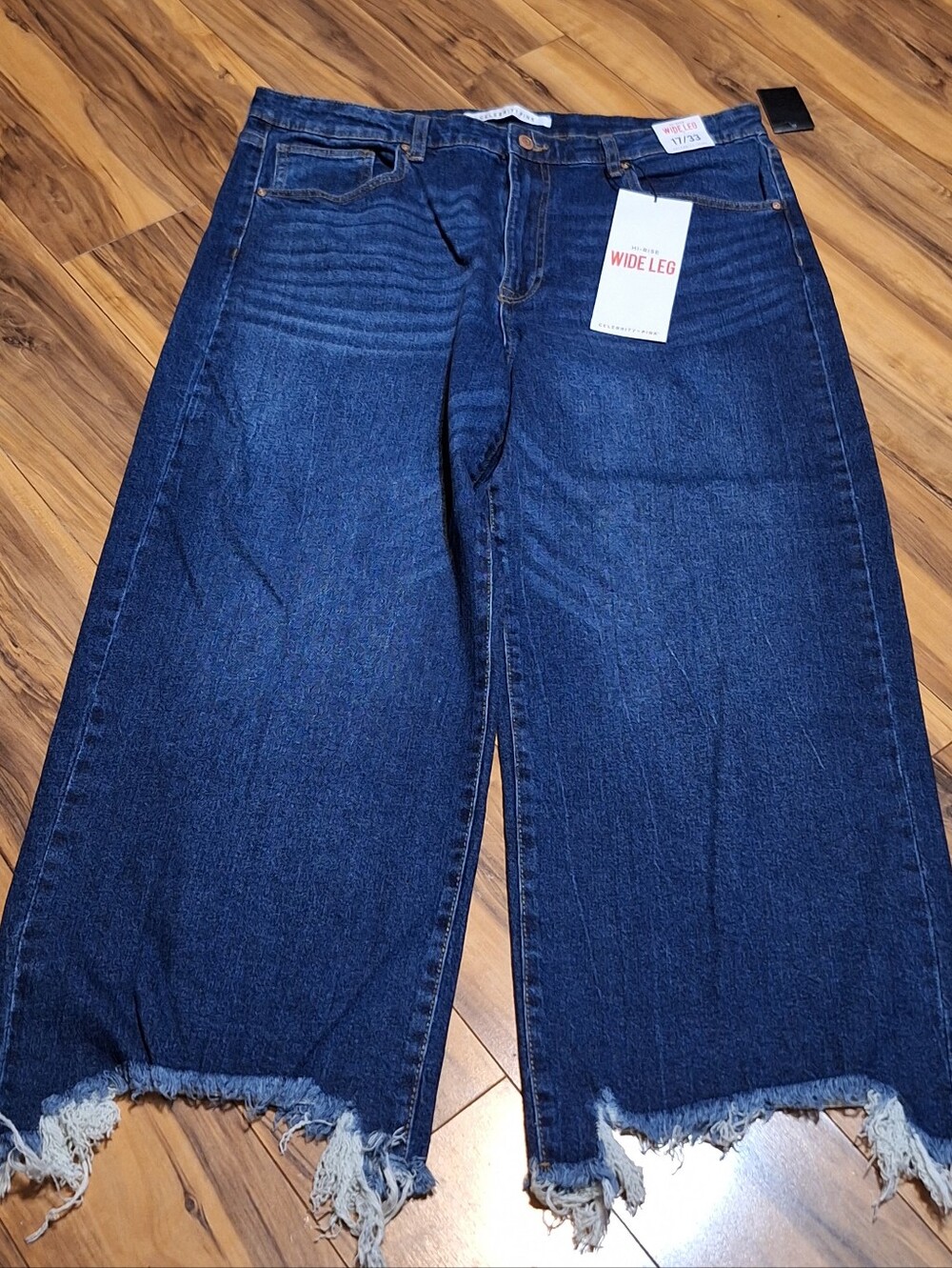 Celebrity Pink Jrs 17 NWT Dark Wash Raw Hem Wide Leg Jeans Festival High Rise